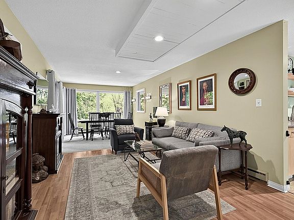 3rd image of 20195 50th Ave #38