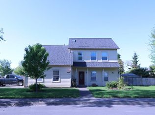 1550 W 13th Ave, Junction City, OR 97448