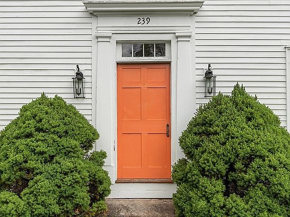 3rd image of 239 High Plain Rd