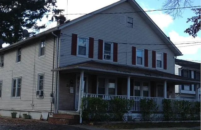106 Court St #108 photo 1