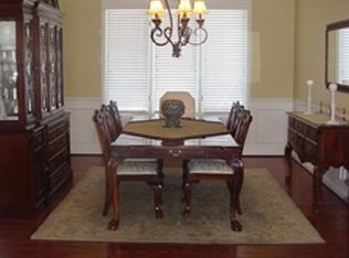 1123 Silver Creek Ct, Rochester Hills, MI 48306