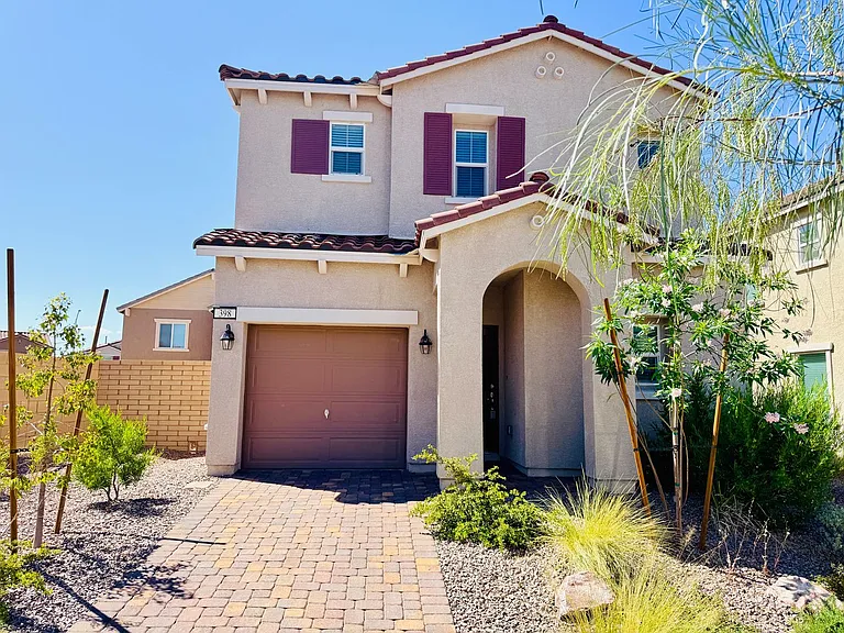 398 Moonlight Opera Ct — Photo 1