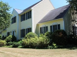28 Cedar Farm Rd, Medway, MA 02053