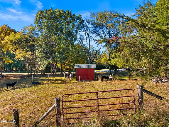 48th image of 1730 Silver City Rd