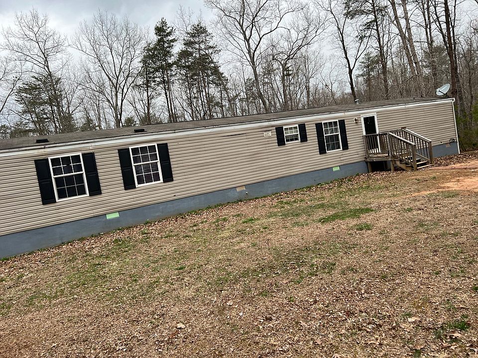 1st image of 15166 Sassafras Ln