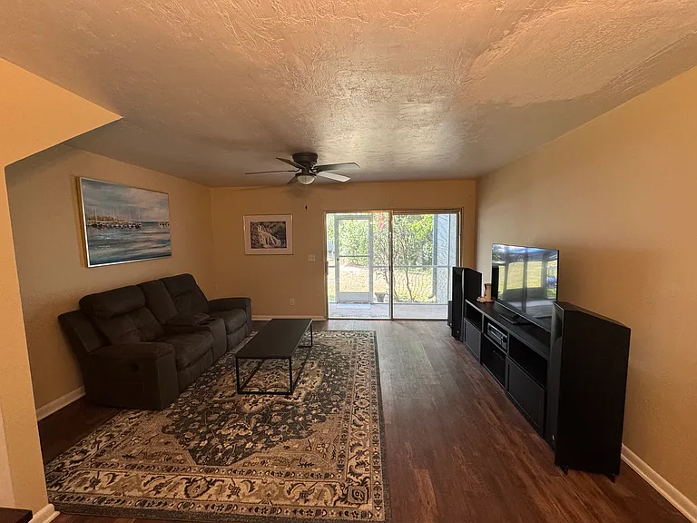 4411 SW 34th St #301 — Photo 3