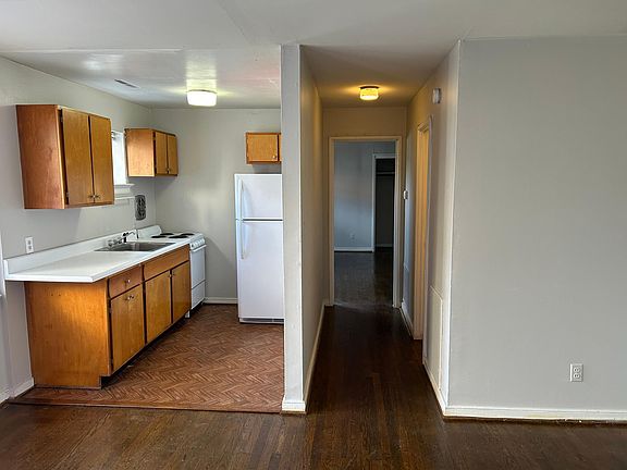 4th image of 2602 Grove Ave APT 5