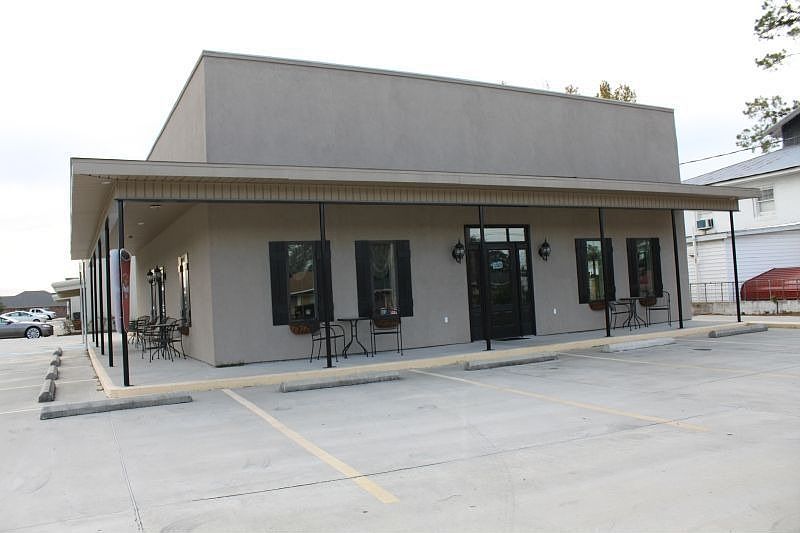 1st image of 6656 W Main St