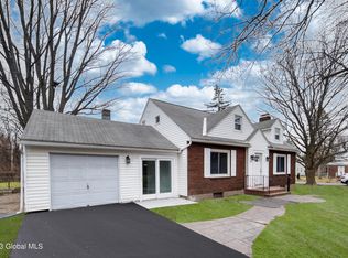 602 Balltown Rd, Schenectady, NY 12304