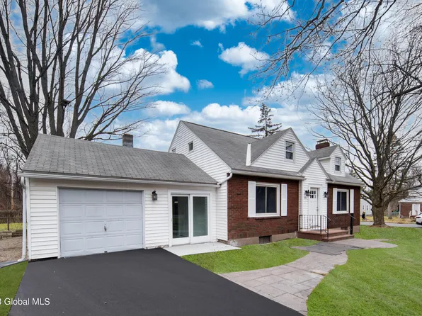 602 Balltown Road, Niskayuna, NY 12309