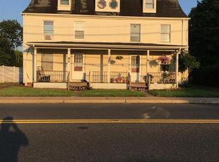 39 Main St, Englishtown, NJ 07726