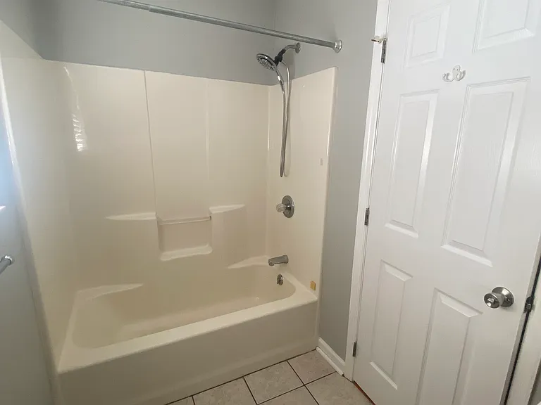4818 Katia Ln — Photo 18