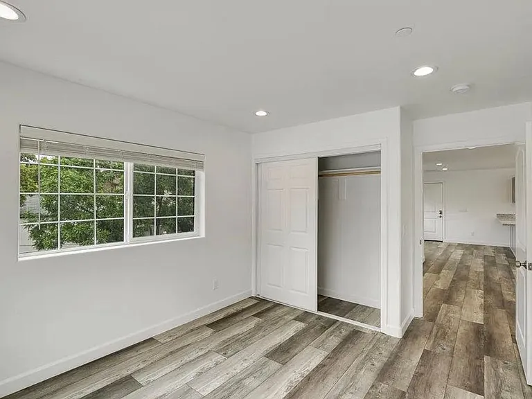 550 Hathaway Ave — Photo 7