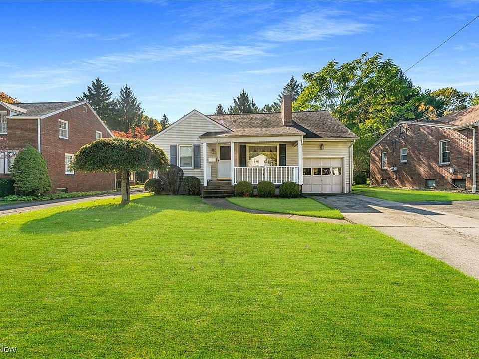 1st image of 39 Island Dr
