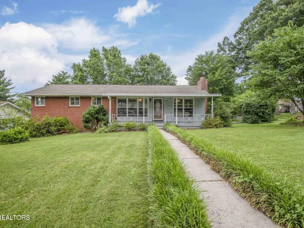 5225 Clairidge Rd, Knoxville, TN 37918