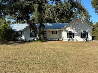 208 Summertree Rd, Douglas, GA 31535