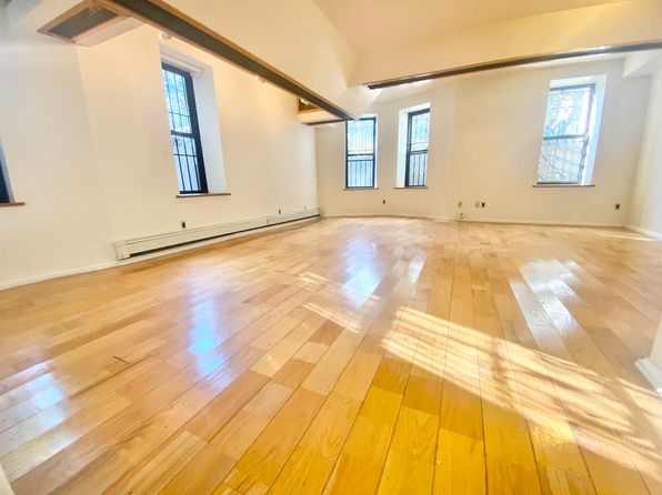 189 8th Ave APT 1