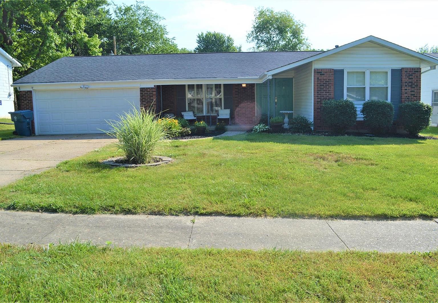 12028 Chaparral Dr, Bridgeton, MO 63044 Zillow