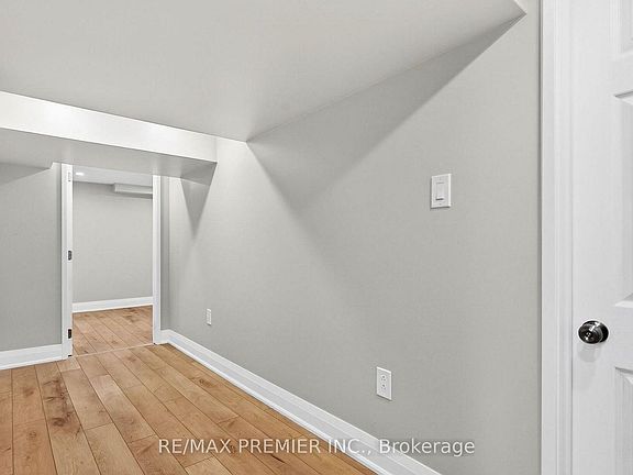 4th image of 4848 2nd Ave #Basement