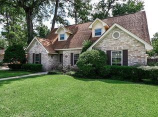 215 Magic Oaks Dr, Spring, TX 77388