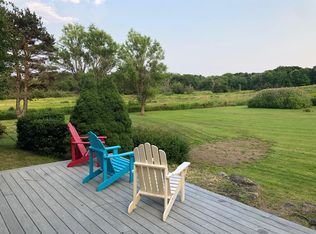 87 Lake Ave, Rockland, ME 04841