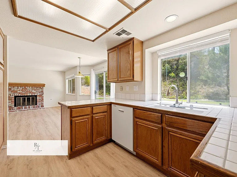 20926 Brookline Dr — Photo 16
