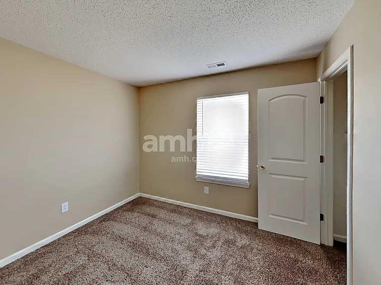 9724 Thomas Ln — Photo 20