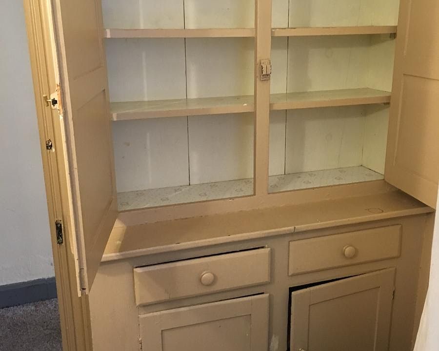 Bath built-in cabinet