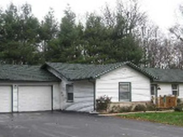4682 N Main St, Terre Haute, IN 47805