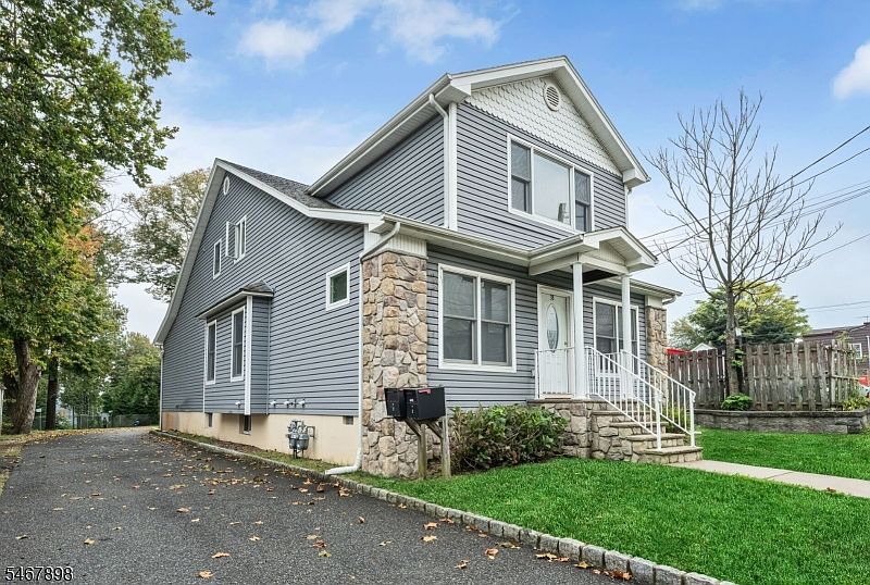 1st image of 38 Church St #2