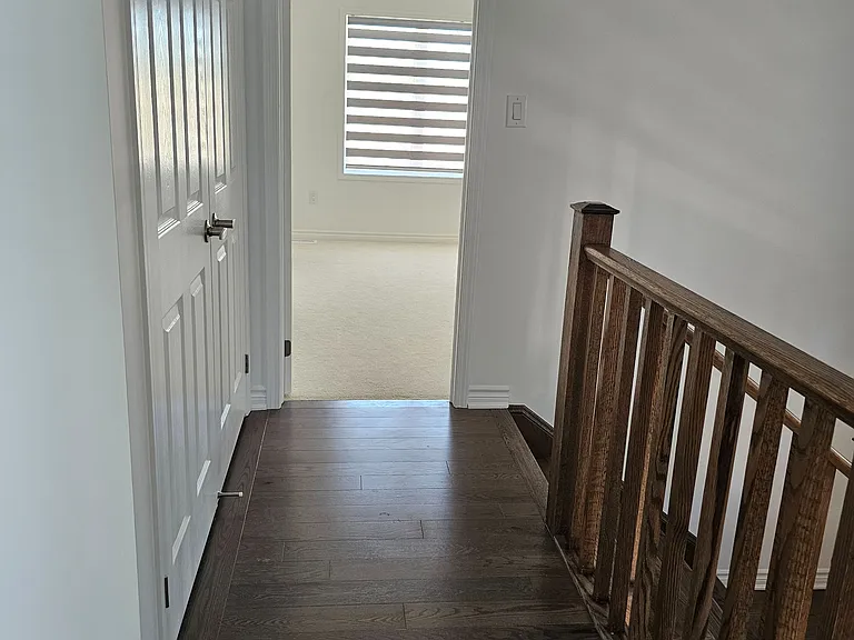 879 Amand Dr — Photo 11