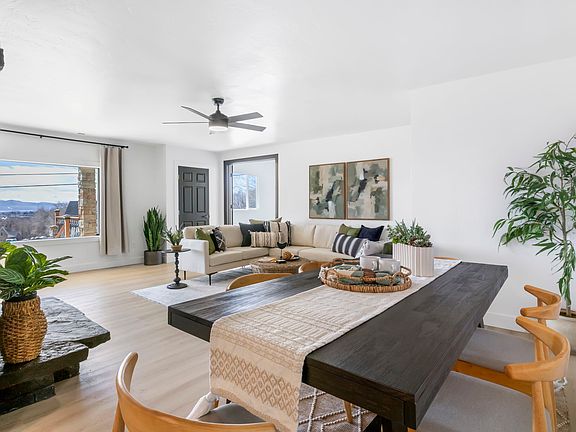 3rd image of 9580 N Canyon Rd