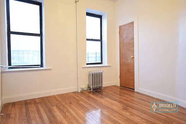 Rented by null | media 4