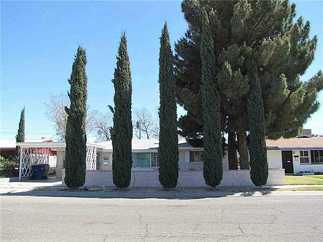 1st image of 1300 Honeysuckle Dr