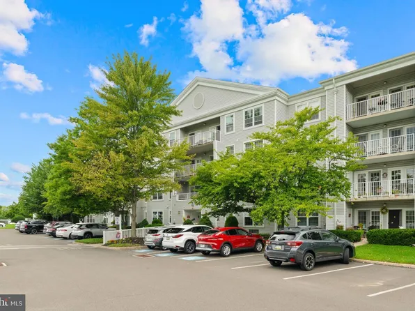 4303 Centennial Sta #430, Warminster, PA 18974