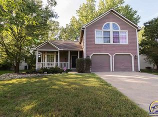 3965 SW Canterbury Town Rd, Topeka, KS 66610