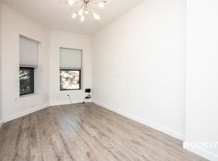 576 Washington Ave #3R, Brooklyn, NY 11238