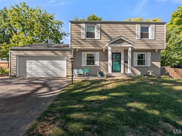 147 Firwood Dr, Saint Louis, MO 63119