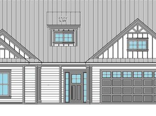 372 Jay St, Murrells Inlet, SC 29576