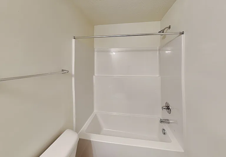 2835 Strauss Ln — Photo 16