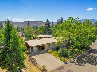 1004 Park Pl, Yreka, CA 96097
