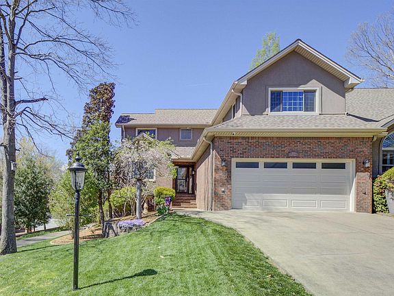 2nd image of 237 Lake Pointe Dr