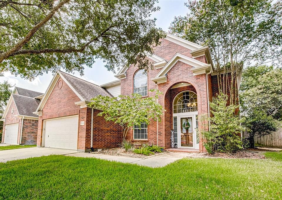 1st image of 6210 Townsgate Cir
