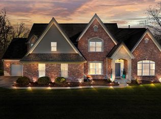 998 Stone Spring Dr, Eureka, MO 63025