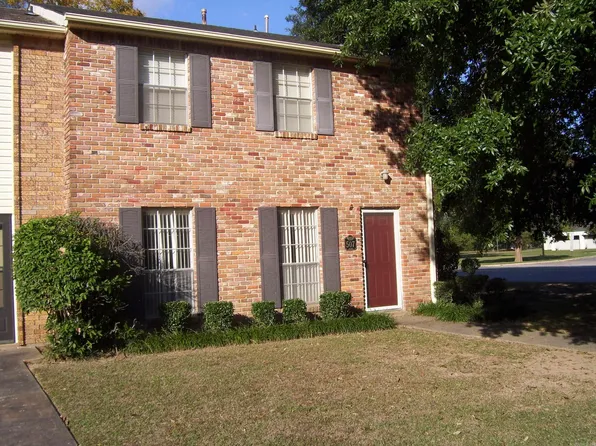 507 Greenbriar Dr, Pine Bluff, AR 71603