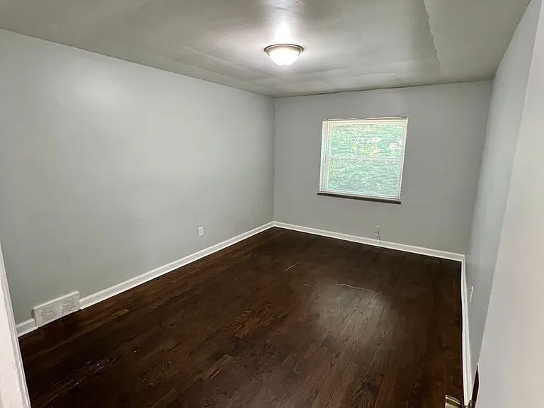 1640 Anita Pl — Photo 12