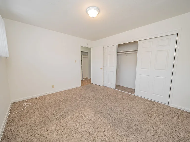 Orchard Apartments — Photo 10