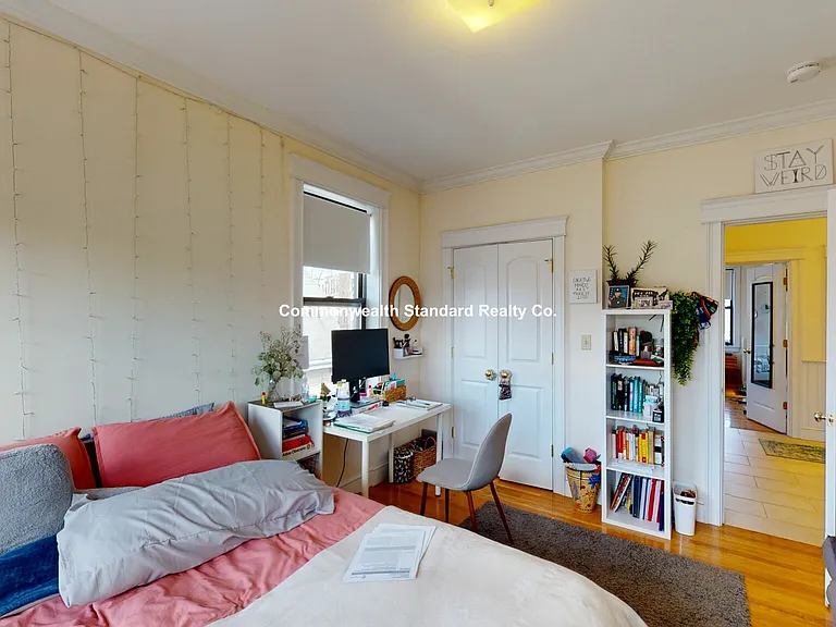 76 Quint Ave #1O — Photo 11