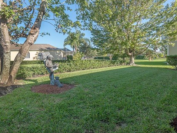 2nd image of 4013 Fishermans Cove Ct