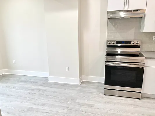 Rented by New York Residence | media 25